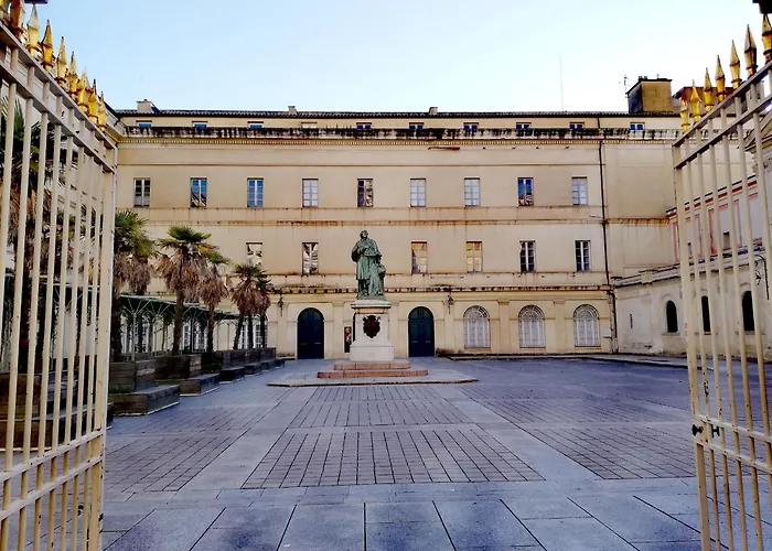 شقة T2 Hyper Centre *